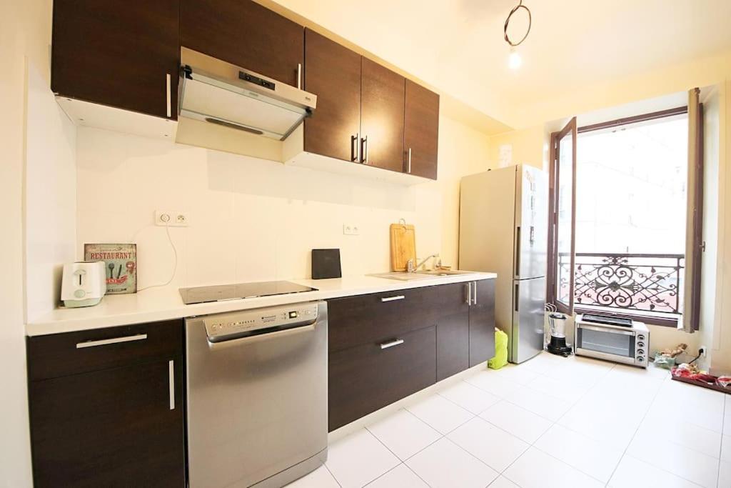 Appartement Eiffel Tower Paris Extérieur photo